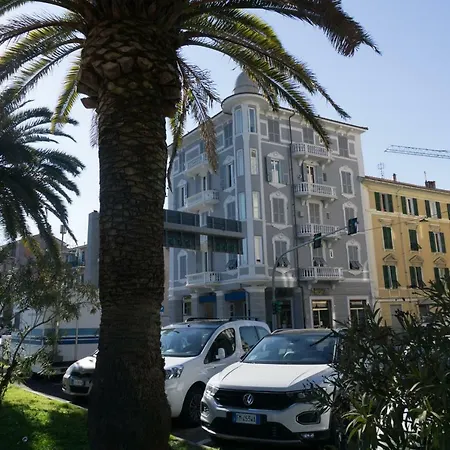 La Dimora Sul Mare Appartamento Vado Ligure
